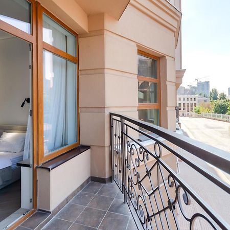 Petrovdom 2-76 Luxury Living In Rc Pechersk Plaza Kiev Ngoại thất bức ảnh